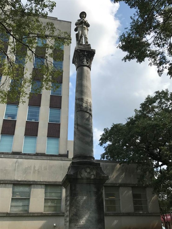 The "Pride of Alexandria" Confederate monument