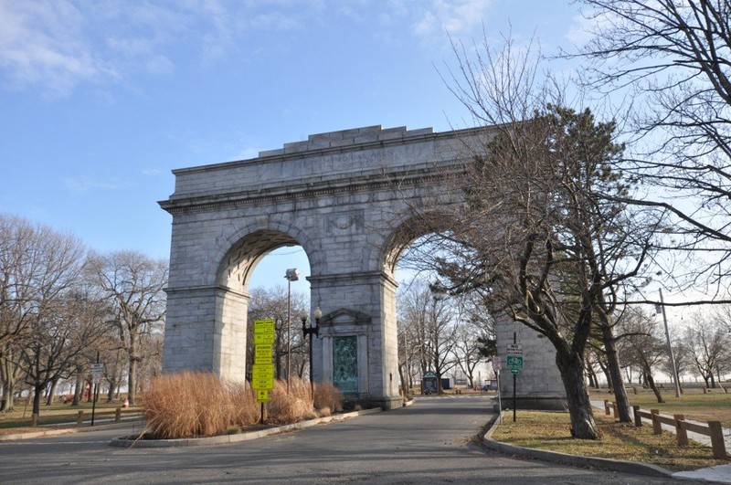 Perry Memorial Arch 1918
Located at the main entrance of Seaside Park Waldemere Avenue and Park Avenue Bridgeport, Ct. 
Dedicated to William Hunter Perry, President of Bridgeport Park Commission. 