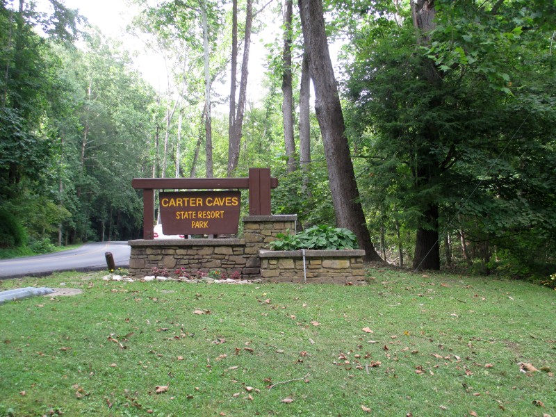 Carter Caves Sign