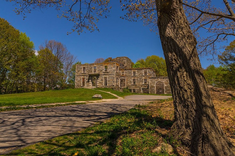 A photo of Goddard Mansion, which can no longer be entered by the public due to safety concerns