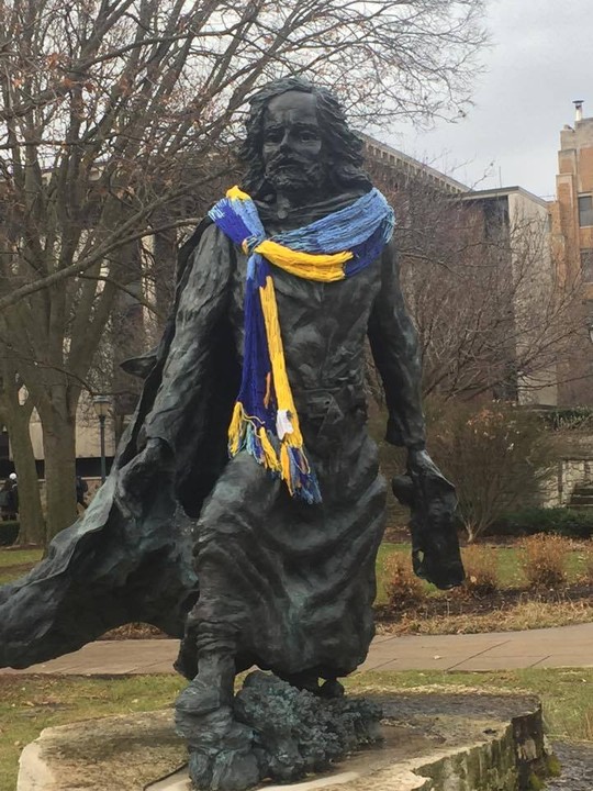 Closer look at the Father Marquette Statue 

Photo: Brigid Nannenhorn 