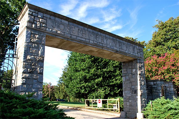 Joseph Bryan Park Entrance