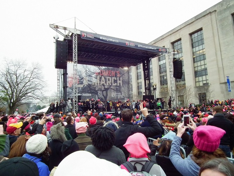 The stage located between 3rd and 4th Streets on Independence Avenue, NW. Wikimedia Commons.