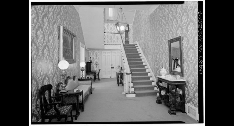The central hall inside the house