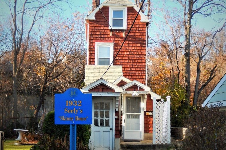 Skinny House Exterior