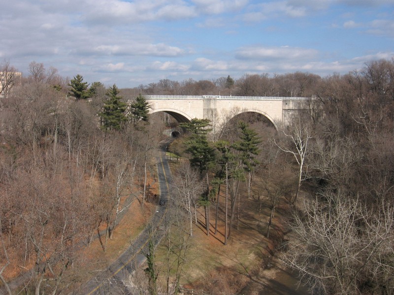 The Duke Ellington Bridge crosses over Rock Creek and the Rock Creek Parkway. Wikimedia Commons.