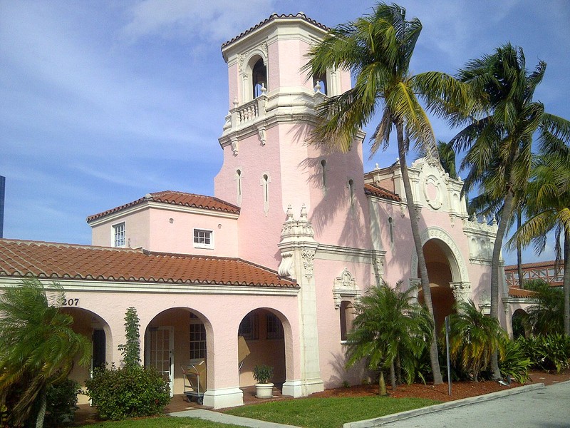 The West Palm Beach Station is a beautiful historic train station built in 1925. It is still a key transportation hub for the city.