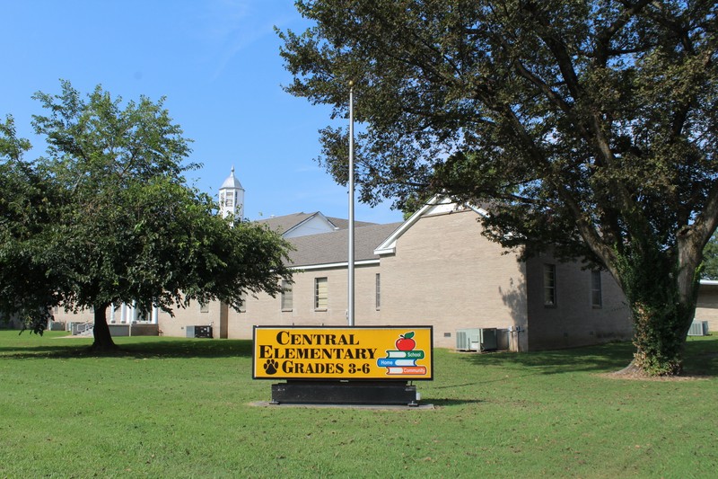 Central Elementary School sign in 2019