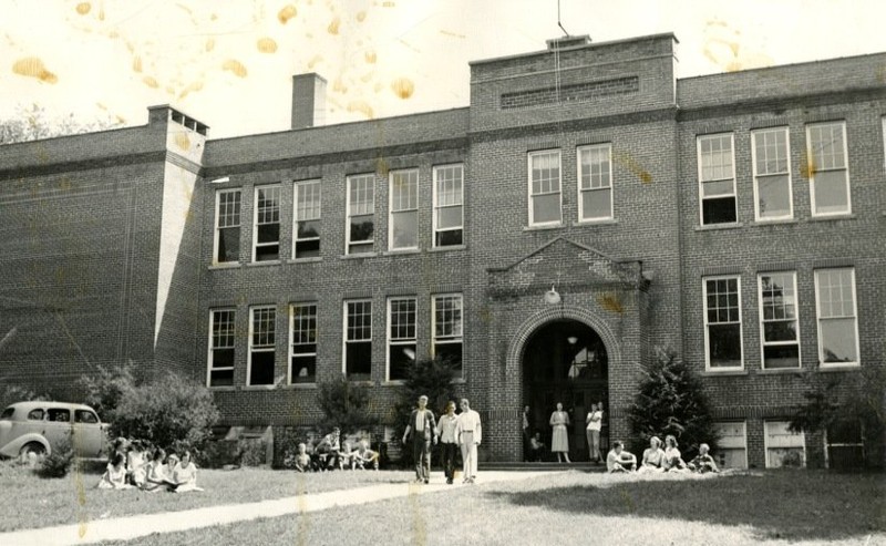 Lewisburg School from Greenbrier Historical Society archives.