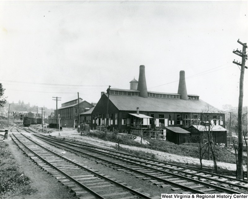 The Morgantown Glass factory was conveniently located along the railroad and river, which provided the company was easy transportation. West Virginia and Regional History Center, WVU Libraries. 