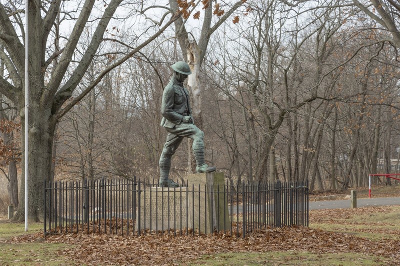 Timothy Ahearn Memorial, West River Memorial Park, New Haven, Connecticut. Photograph by William Sacco, 2016.