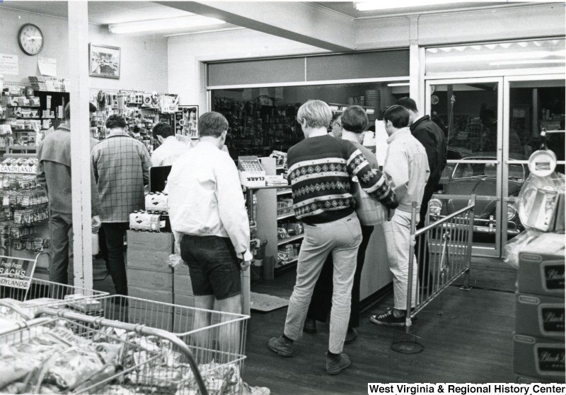 In the late twentieth century, students were popular patrons of the Sunnyside Superette. Photo courtesy of the West Virginia and Regional History Center, WVU Libraries. 