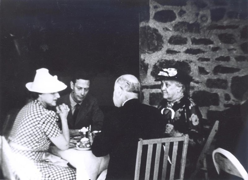 Sara Delano Roosevelt, the president's mother, sitting with King George VI (to her left) at Top Cottage when her son and daughter-in-law served King George and Queen Elizabeth hot dogs and beer