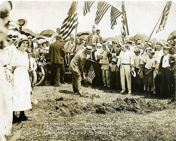 Groundbreaking of the Capitol, 1914 (image from Oklahoma Historical Society)
