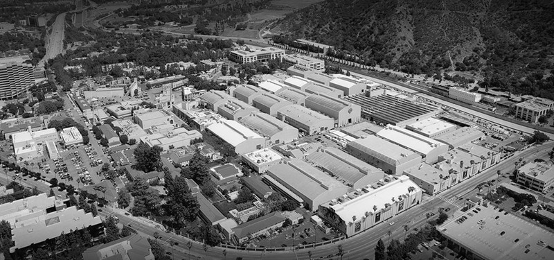 Building, Urban, Aerial, Sky, Lot, Studio, Black & White 