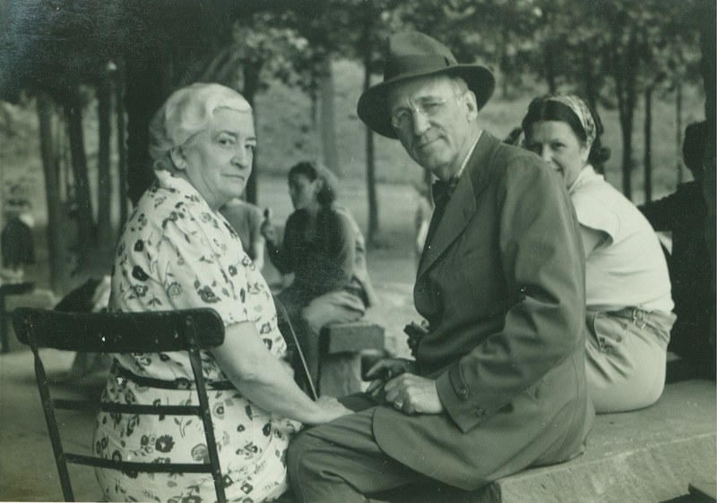 Frank and Jane Phillips (image from the Woolaroc Museum and Wildlife Preserve)