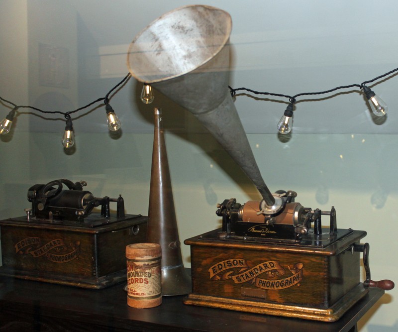 Edison Standard Phonograph