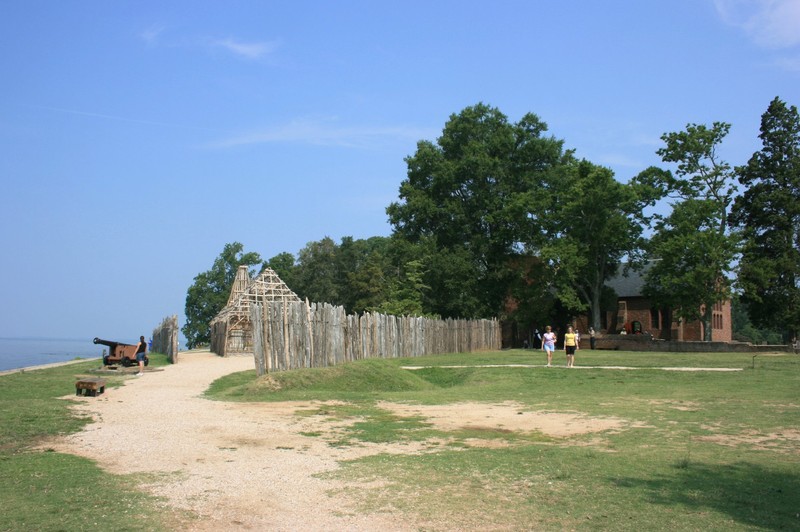 Historic Jamestown (2007) by Roflmueller on Wikimedia Commons (CC BY-SA 3.0)