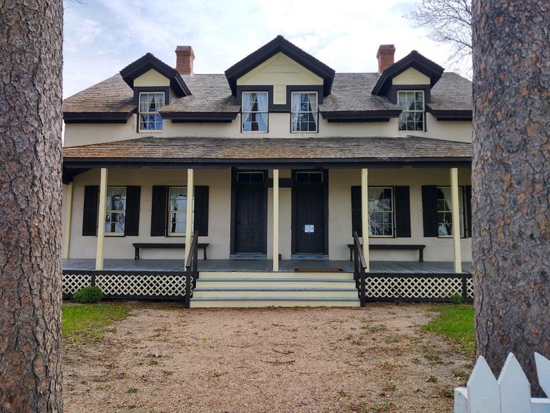 Officer's Quarters