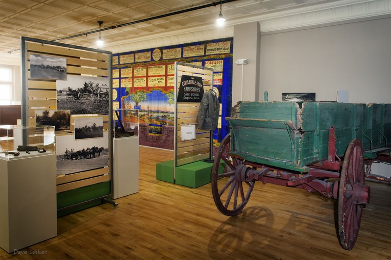 Building, Wheel, Wood, Vehicle