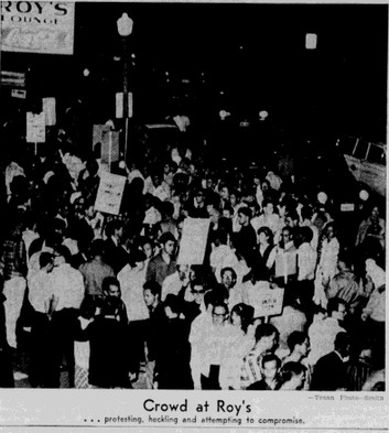 Two hundred students participate in a picket against Roy's Lounge on April 28, 1965. 