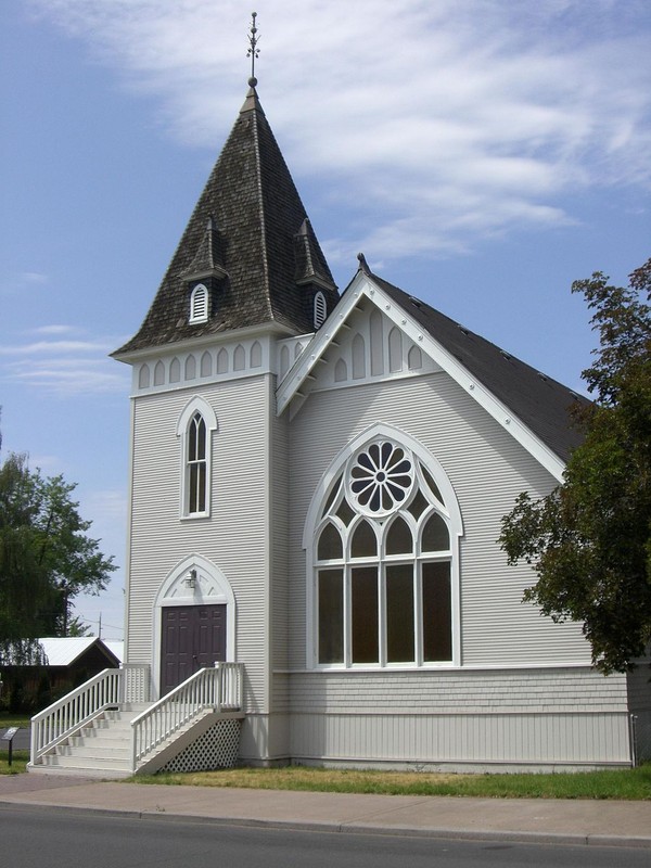 First Presbyterian Church of Redmond was built in 1912 and is a fine example of Gothic architecture.