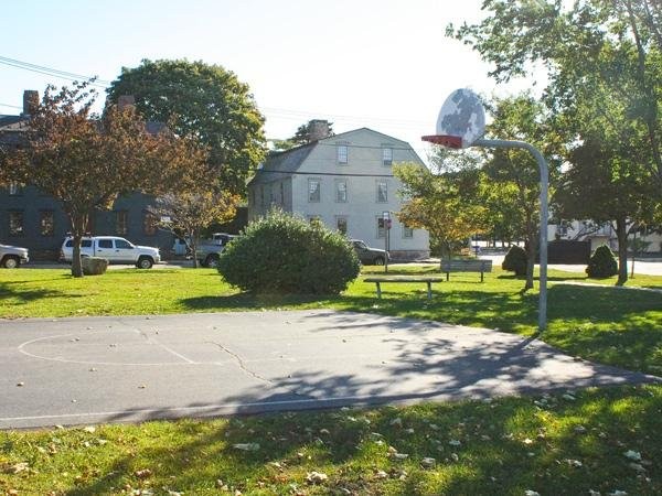 Storer Park, with the Hunter House in the background (Photo submitted to the Cultural Landscape Foundation by Madeline Berry, 2014) 