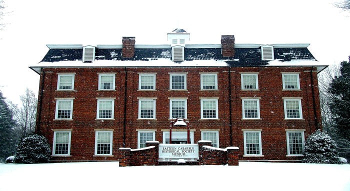  Eastern Cabarrus Historical Society and Museum is located in a historic building that was home to an antebellum men's school. 