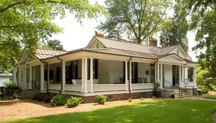 The Love House and Hutchins Forum, the Center’s headquarters, is built upon a site that has witnessed a vast span of southern history.