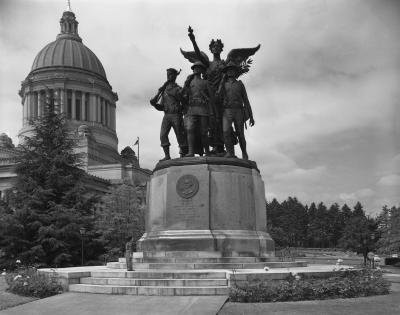 A child on the memorial steps of Winged Victory on Capitol Campus, July 14, 1953. 
Susan Parish Photograph Collection, 1889-1990 (Secretary of State Digital Archives)