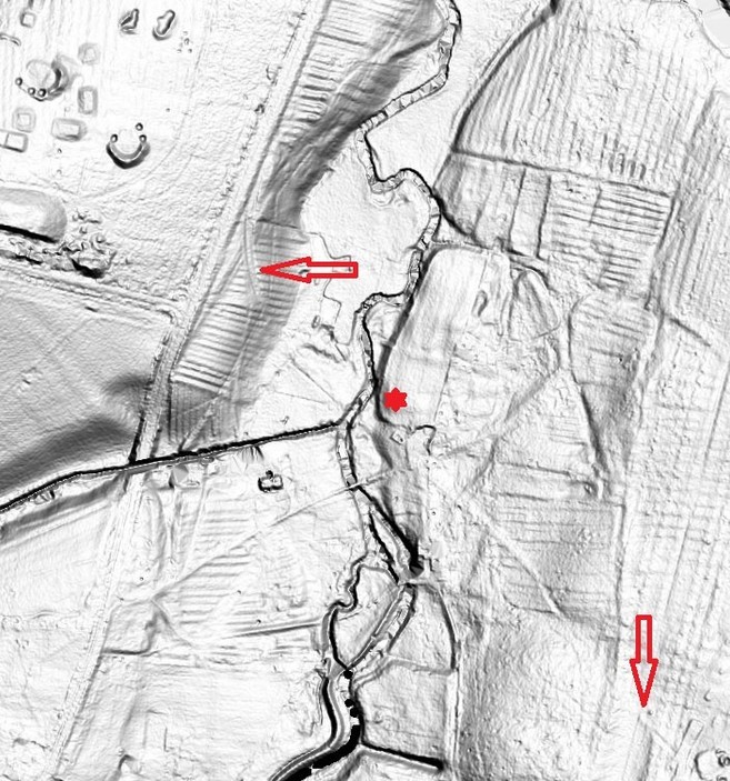 LiDAR, red arrows point out the cutting of the railway descending the west bank of the Witham and crossing over the south driveway. The red star is the tour stop.