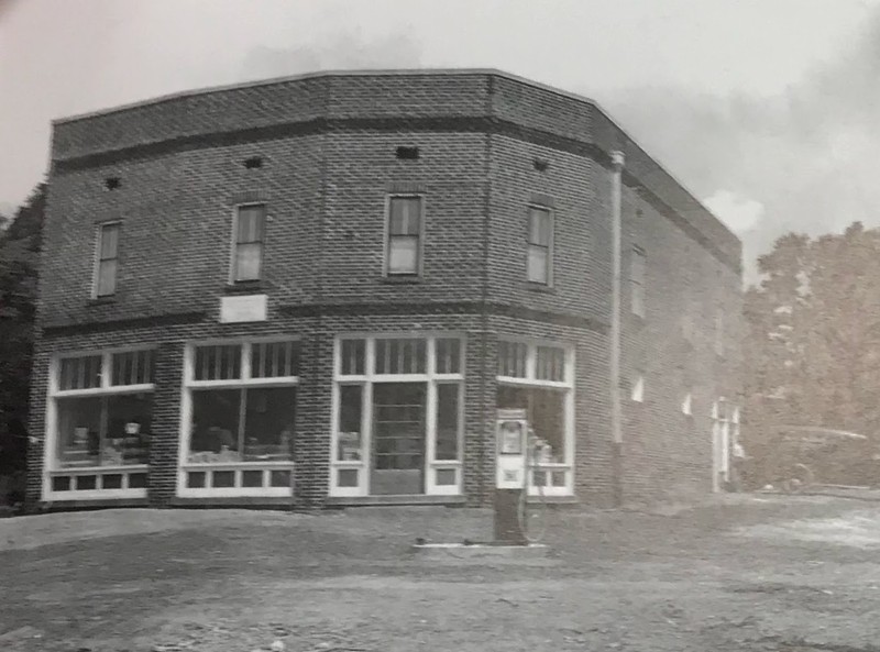 Nicely's Grocery Store in 1939