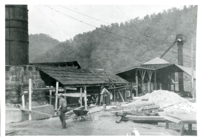 Shed, Smokestack and Grainer in Salt Camp