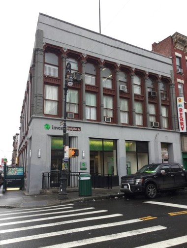 Building, Window, Tire, Car