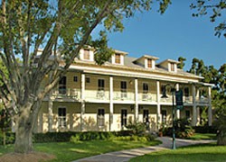 One of six historic buildings in the village, this 1905 hotel was the first property in Broward County to be listed on the National Register of Historic Places.