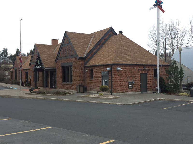 View of the former Union Pacific depot, also known as the "Cougar Depot." Photo taken February 2018. 