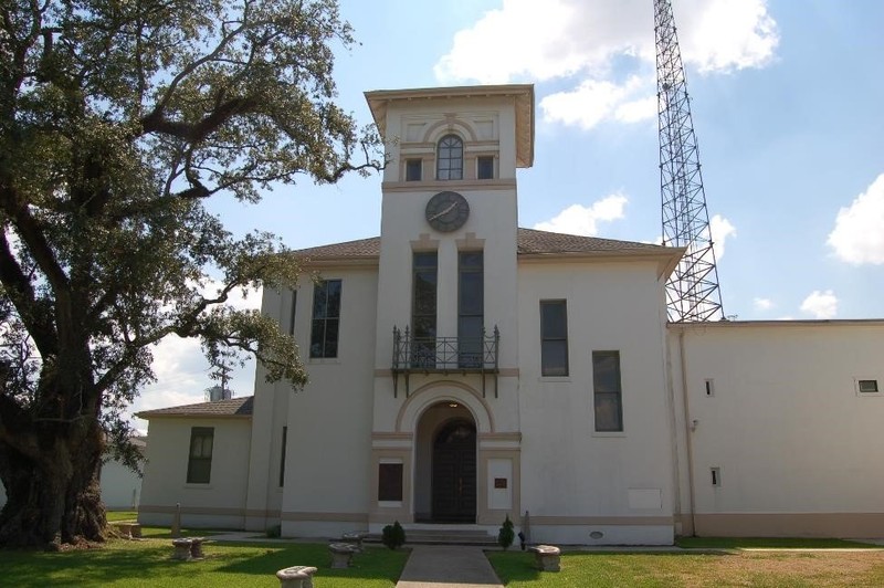 Proudly displayed next to the Assumption Parish Courthouse, the second plaque is freely visible to all passersby.