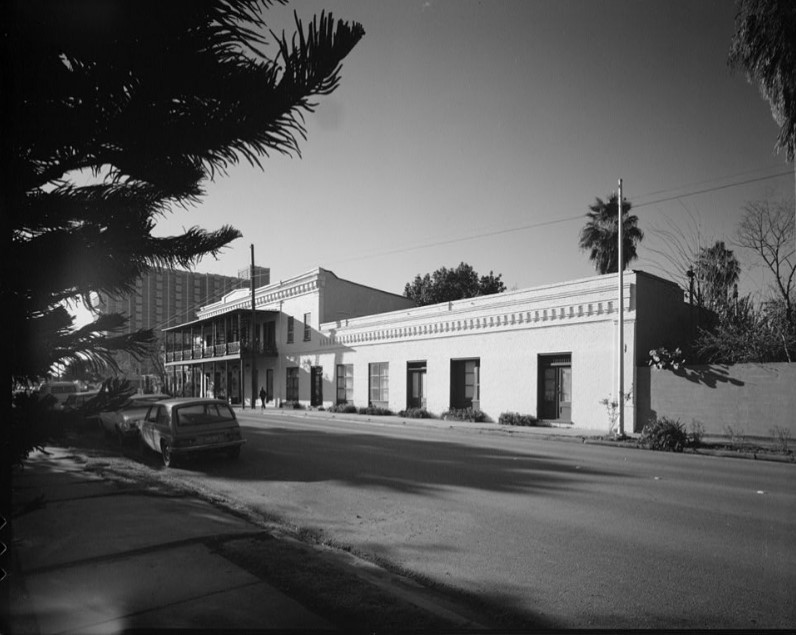 Alonso store (left) and house (right) in 1979 Engdahl photograph (HABS TX-3270)