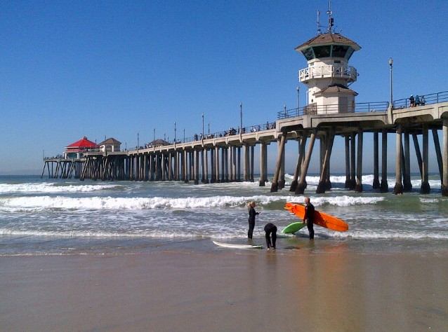 Huntington Beach Pier. (2014, M. Urashima)