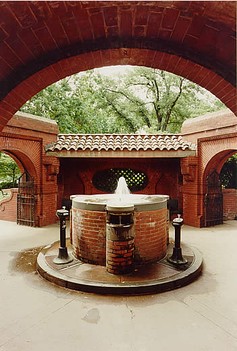 The central fountain is now only for aesthetic purposes and parched visitors can drink from the individual fountains in the center of the Summerhouse. 