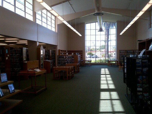 The reading room of the Main Street Branch Library. Source: M. Urashima, April 2014.