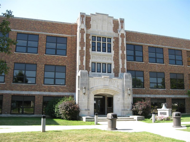 Jackson High School's 3rd building now serves as the middle school. 