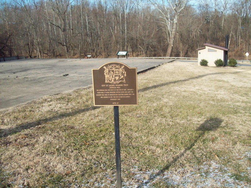 Avondale Mill Historic Marker on City of Laurel Walking Tour by Pubdog on Wikimedia Commons (public domain)