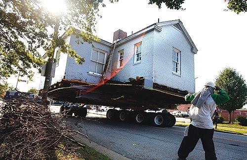 The Portsmouth Colored Community Library moving to its current location. 