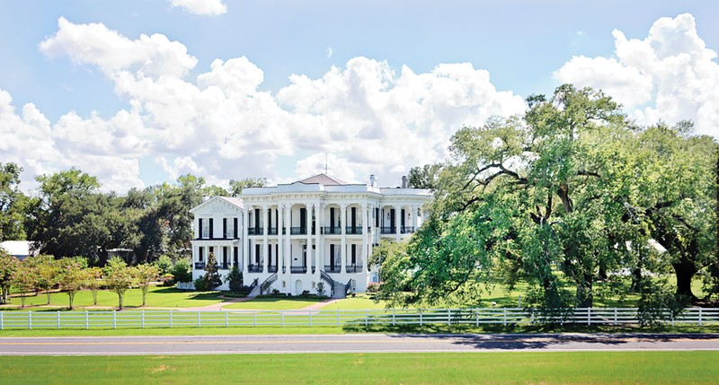 Panorama of the Nottoway Plantation & Resort. Credit: Nottoway