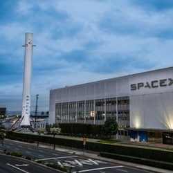 SpaceX HQ