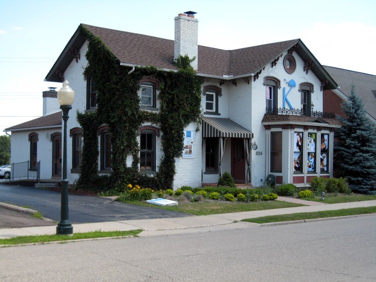 John B. Oliver House, north and west elevations, 2011