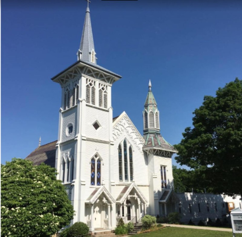 The United Methodist Church of Mount Kisco Side Profile