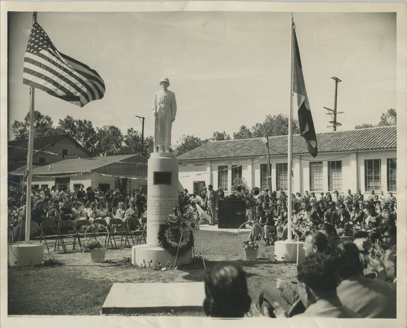 El Soldado's original dedication in 1951 at Sacramento's Mexican American Cultural Center, which used to provide social services for the local Mexican American Community.