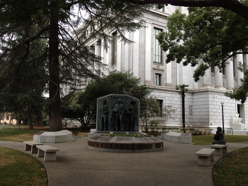 The Memorial's plaza on the Capitol Mall. The Peace Officers' Memorial is one of the closest monuments to the Capitol Building itself.